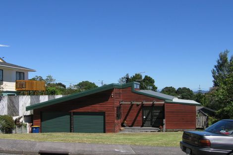 Photo of property in 3 Kia Ora Road, Beach Haven, Auckland, 0626