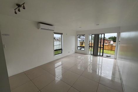Photo of property in 22 Goodwood Drive, Goodwood Heights, Auckland, 2105