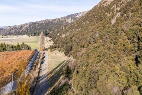 Photo of property in 132 Willowbank Road, Queensberry, Cromwell, 9383