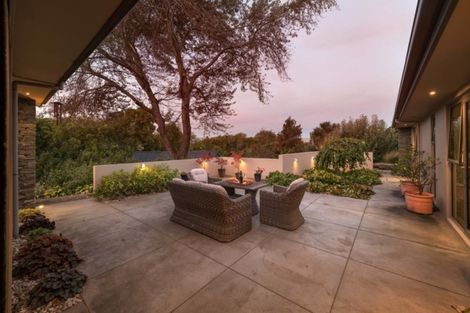 Photo of property in 5 Hollyhock Lane, Wanaka, 9305