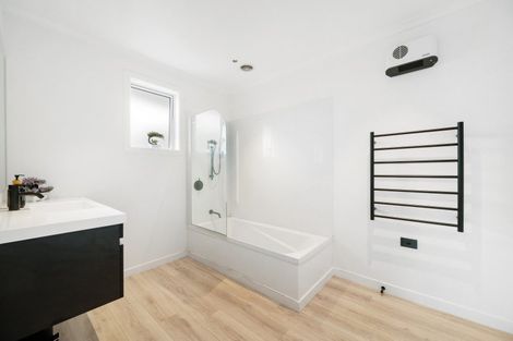 Photo of property in 35 Smitham Drive, Cromwell, 9310