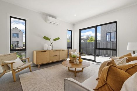 Photo of property in 4/17 Samuel Marsden Place, Whenuapai, 0618