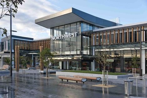 Photo of property in 23 Merv Clarke Lane, Massey, Auckland, 0614