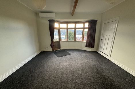 Photo of property in 27 Shannon Street, Mount Victoria, Wellington, 6011