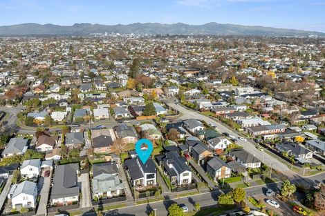 Photo of property in 74 Grants Road, Papanui, Christchurch, 8053
