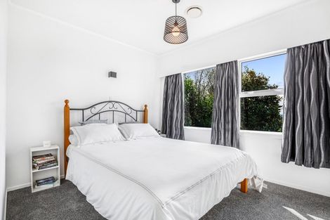 Photo of property in 470 Don Buck Road, Massey, Auckland, 0614