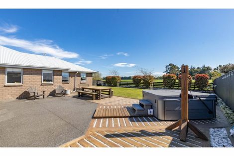 Photo of property in 25 Lancewood Way, Rangiora, 7400