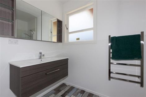 Photo of property in 4 Oriwa Street, Waikanae, 5036