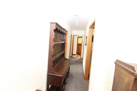 Photo of property in 6 Maunder Street, Marton, 4710