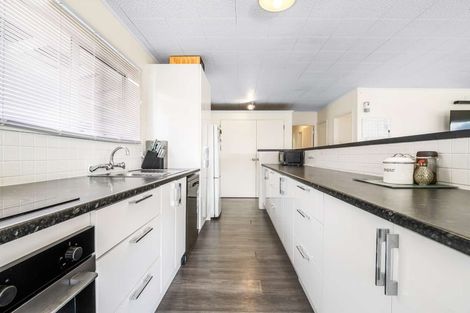 Photo of property in 18a Monokia Street, Fairy Springs, Rotorua, 3015