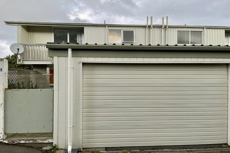Photo of property in 7f1 Rangitane Street, Maupuia, Wellington, 6022