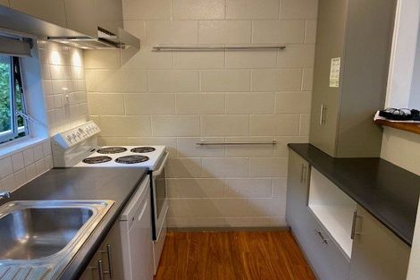 Photo of property in 4/49 Maungaraki Road, Korokoro, Lower Hutt, 5012