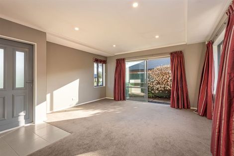 Photo of property in 27 Bayliss Close, Northwood, Christchurch, 8051