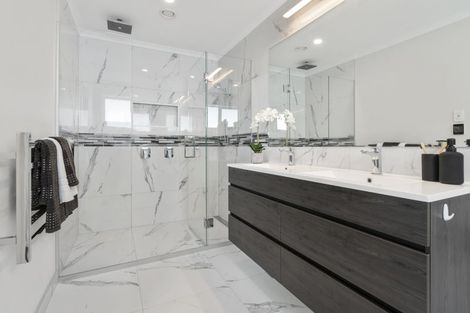 Photo of property in 36 Manhattan Rise, Orewa, 0931