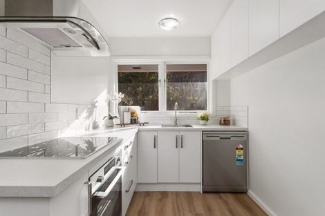 Photo of property in 10 Ashfield Place, Ilam, Christchurch, 8041