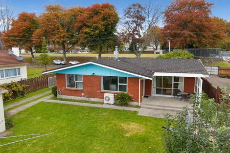Photo of property in 61 Queen Street, Te Puke, 3119