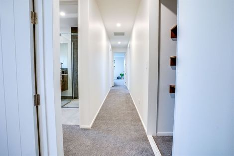 Photo of property in 32 Stationmasters Way, Prebbleton, 7604