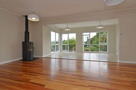 Photo of property in 1 Tainui Street, Raumati Beach, Paraparaumu, 5032