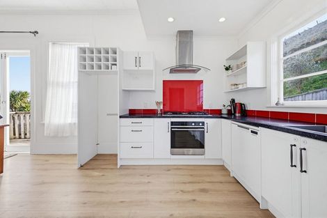 Photo of property in 73 Oranga Street, Westown, New Plymouth, 4310