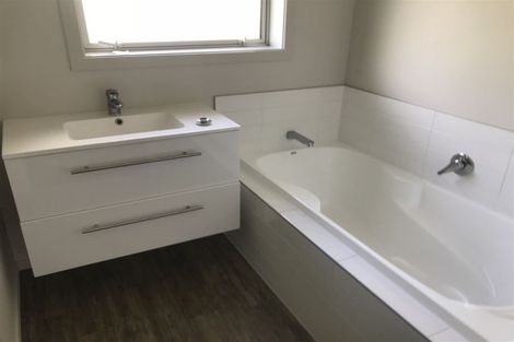 Photo of property in 145 Grahams Road, Burnside, Christchurch, 8053