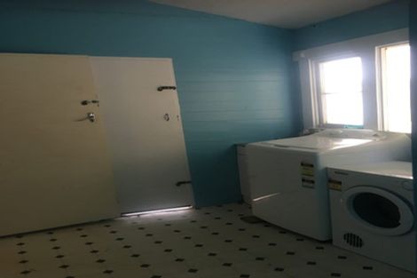 Photo of property in 4a Myrtle Crescent, Mount Cook, Wellington, 6021