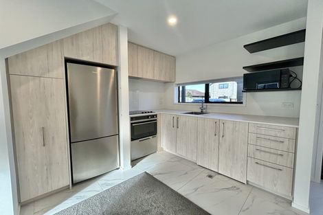 Photo of property in 2/6b Taramea Place, Addington, Christchurch, 8024