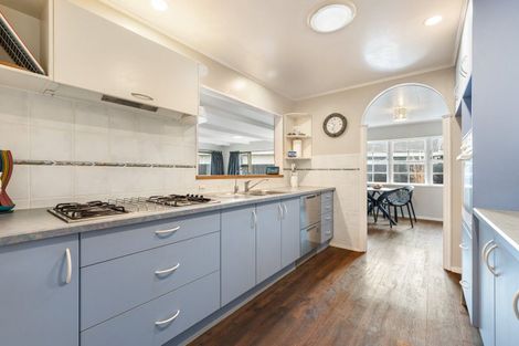 Photo of property in 18 Chippendale Crescent, Highbury, Palmerston North, 4412