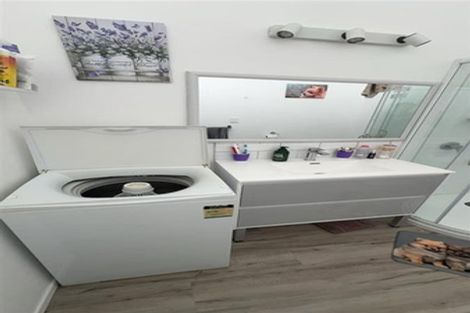 Photo of property in 99 Ruahine Street, Paraparaumu, 5032