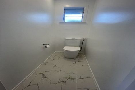 Photo of property in 39 Vera Road, Te Atatu South, Auckland, 0610