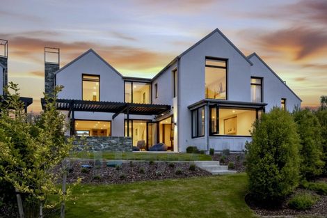 Photo of property in 29 Settlers Way, Arrowtown, 9371