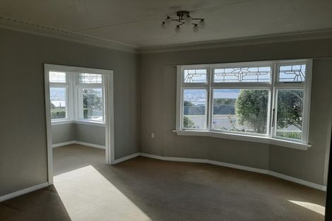 Photo of property in 118 Larnach Road, Vauxhall, Dunedin, 9013