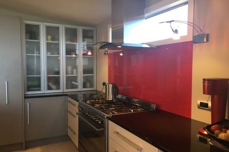 Photo of property in 58 Tamworth Crescent, Newlands, Wellington, 6037