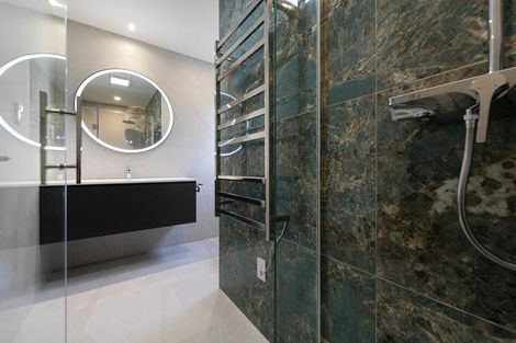 Photo of property in 102 Te Oneroa Way, Long Bay, Auckland, 0630