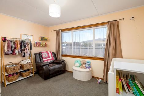 Photo of property in 8 Balmoral Street, Waimate, 7924