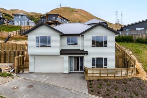 Photo of property in 7 Swinton Place, Churton Park, Wellington, 6037