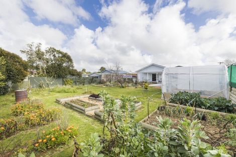 Photo of property in 7 Station Road, Marton, 4710