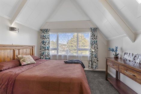 Photo of property in 3 Alexander Street, Waikanae, 5036