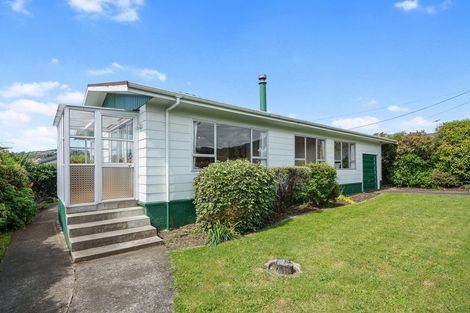 Photo of property in 6 Louisson Avenue, Stoke, Nelson, 7011