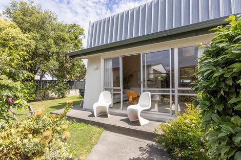 Photo of property in 51 Freyberg Avenue, Tamatea, Napier, 4112
