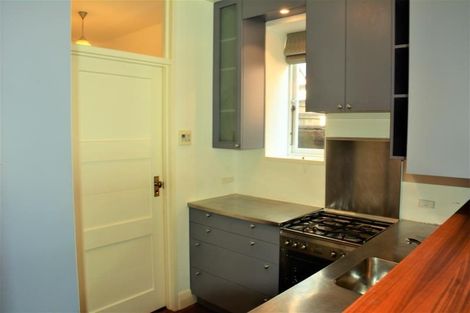 Photo of property in 17u2 Oriental Terrace, Oriental Bay, Wellington, 6011