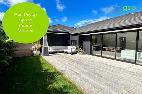 Photo of property in 7 Maraeariki Avenue, Orewa, 0931