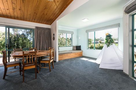 Photo of property in 37 Guy Street, Waipawa, 4210