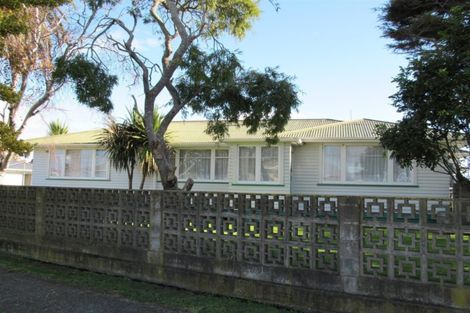 Photo of property in 26 Mcguire Street, Hawera, 4610
