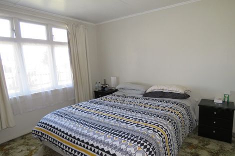 Photo of property in 3 Queen Street, Westport, 7825