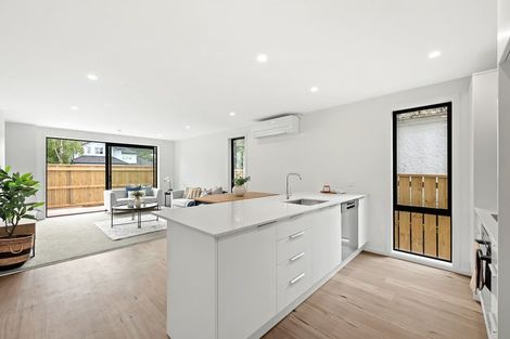 Photo of property in 354e Fergusson Drive, Heretaunga, Upper Hutt, 5018