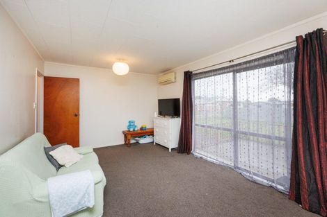 Photo of property in 45/45b Avenue Road, Foxton, 4814