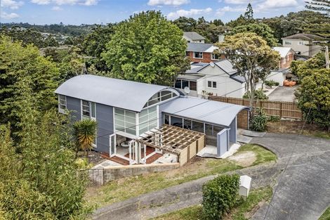 Photo of property in 2/22 Rangatira Road, Birkenhead, Auckland, 0626