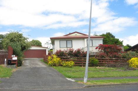 Photo of property in 69 Puriri Road, Pukekohe, 2120