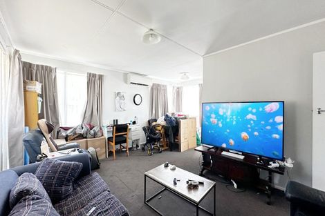 Photo of property in 18 Lingfield Street, Glenfield, Auckland, 0629