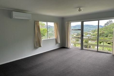 Photo of property in 10 Monmouth Way, Wilton, Wellington, 6012